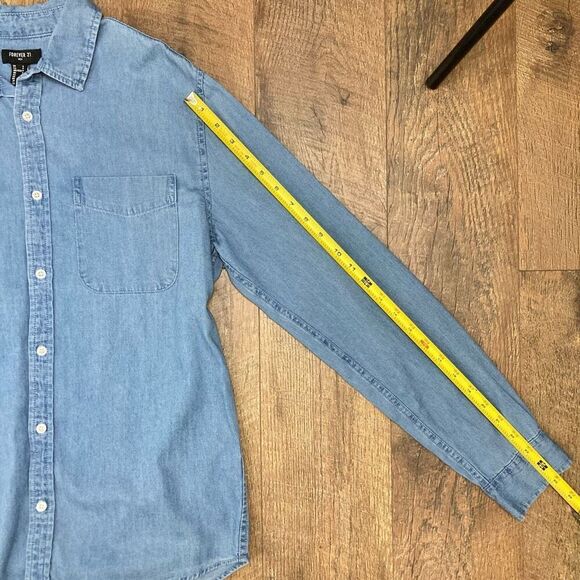 Forever 21 Men’s Blue Button Down Denim Shirt Long Sleeve 100% Cotton sz S NWT - Picture 5 of 7